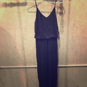 lulus black maxi dress with slit